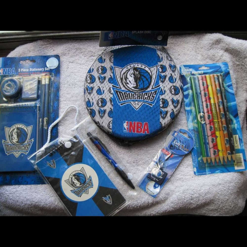 NBA Dallas Mavericks Basketball Stationary Memo Set Charm Splash Disc Pencils
